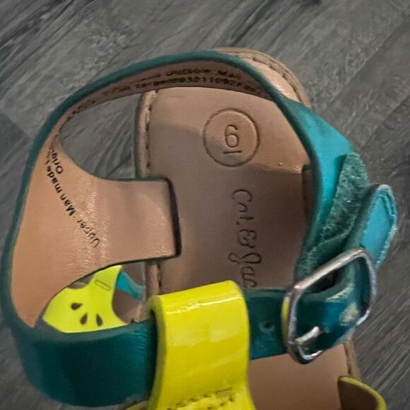 Cat & Jack Toddler Girls Pam Ankle Strap Sandals Bright Yellow Size 6 - Picture 5 of 5